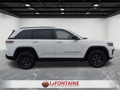 2026 Jeep Grand Cherokee GRAND CHEROKEE LAREDO ALTITUDE 4X4