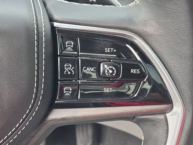 2022 Jeep Grand Cherokee Overland 4x4