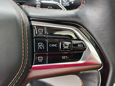 2023 Jeep Grand Cherokee Summit 4x4