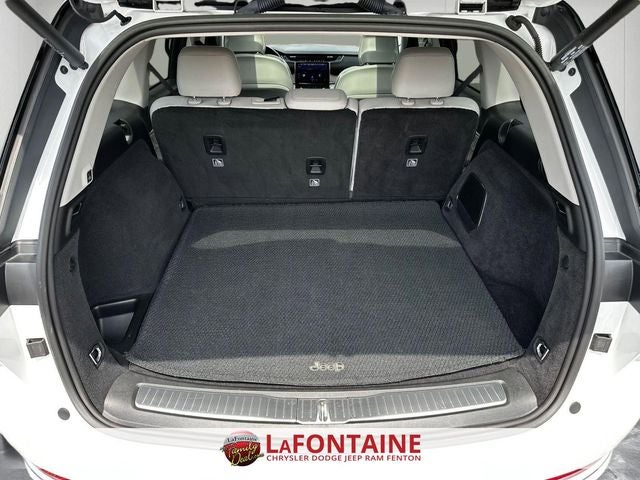 2023 Jeep Grand Cherokee Summit 4x4