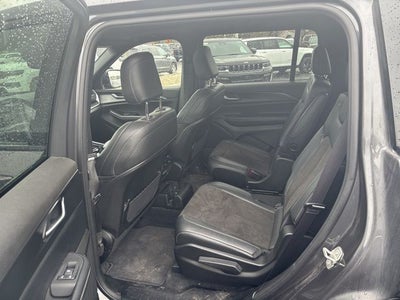 2023 Jeep Grand Cherokee L Altitude 4x4