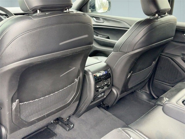 2024 Jeep Grand Cherokee L Altitude 4x4