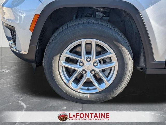 2023 Jeep Grand Cherokee L Laredo 4x4