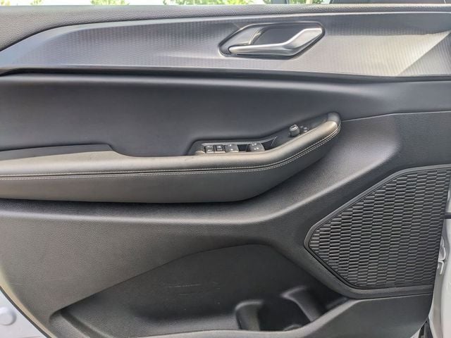2024 Jeep Grand Cherokee L Laredo X 4x4