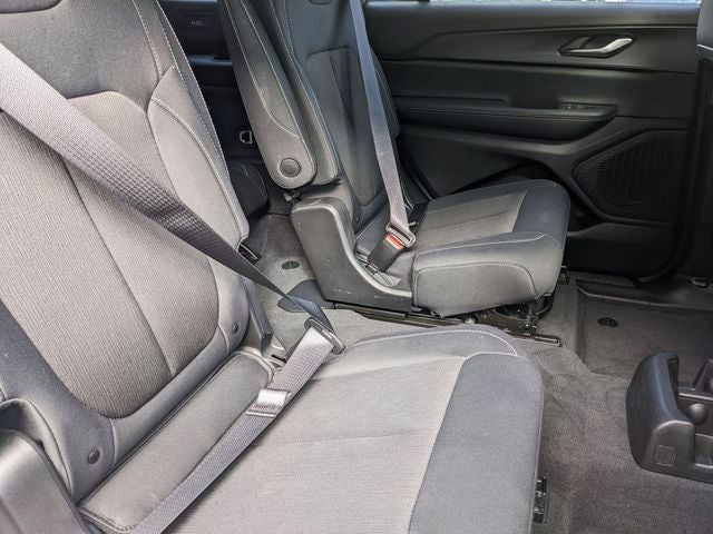 2024 Jeep Grand Cherokee L Laredo X 4x4