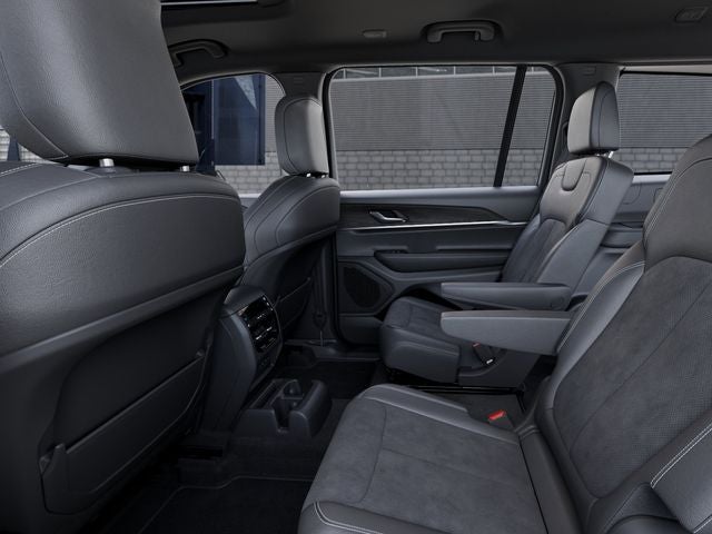 2026 Jeep Grand Cherokee L GRAND CHEROKEE L LAREDO ALTITUDE 4X4