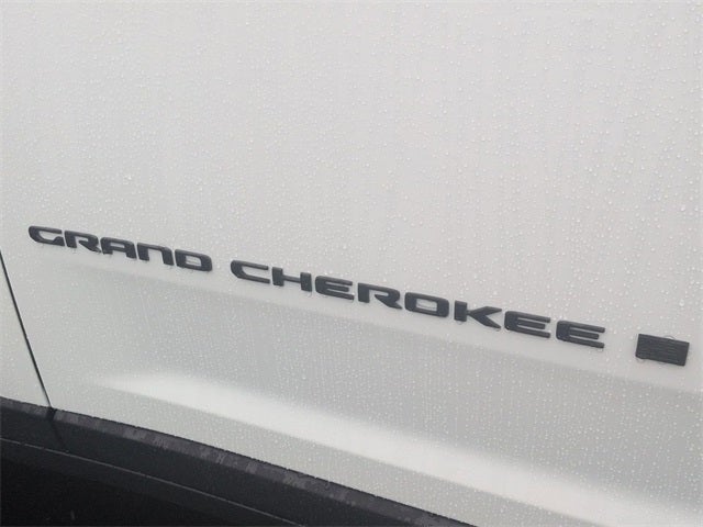 2026 Jeep Grand Cherokee L GRAND CHEROKEE L LAREDO ALTITUDE 4X4