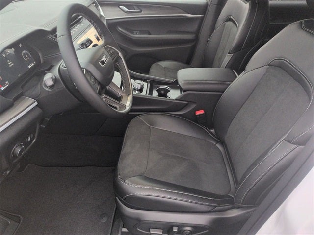 2026 Jeep Grand Cherokee L GRAND CHEROKEE L LAREDO ALTITUDE 4X4