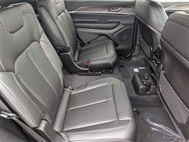 2025 Jeep Grand Cherokee L GRAND CHEROKEE L LIMITED 4X4