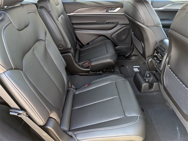 2025 Jeep Grand Cherokee L GRAND CHEROKEE L LIMITED 4X4