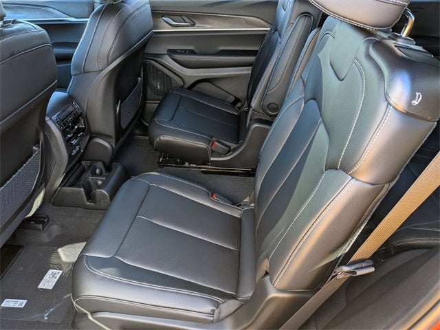 2025 Jeep Grand Cherokee L GRAND CHEROKEE L LIMITED 4X4