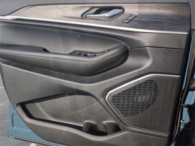 2026 Jeep Grand Cherokee GRAND CHEROKEE L LIMITED RESERVE 4X4