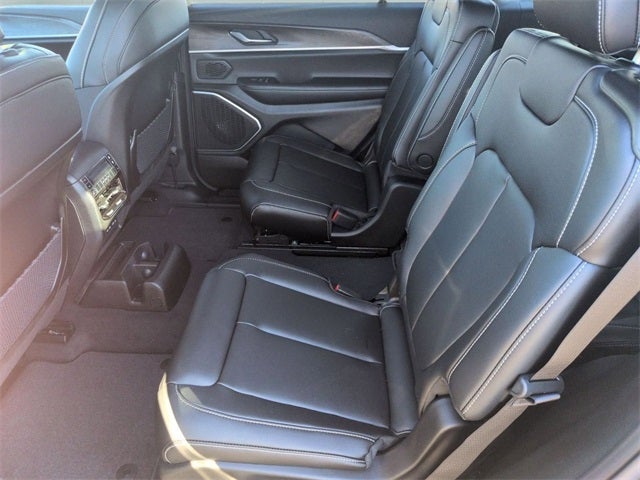 2026 Jeep Grand Cherokee L GRAND CHEROKEE L LIMITED 4X4