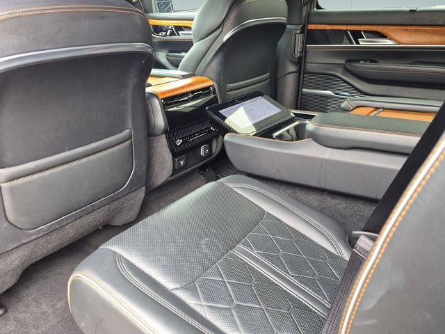 2024 Jeep Grand Wagoneer L Series III 4x4