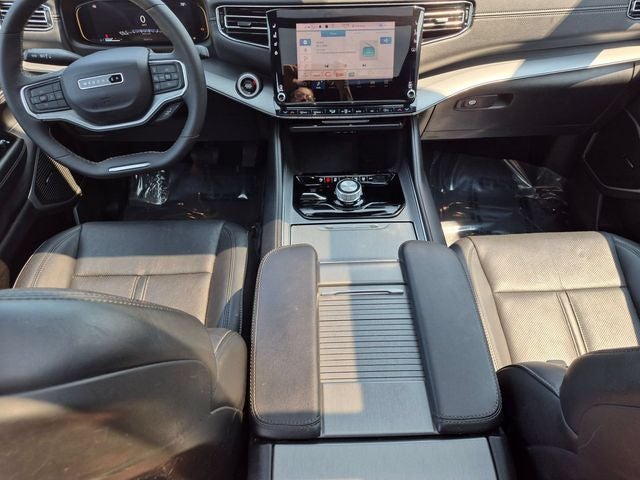 2023 Jeep Wagoneer Series II Carbide 4x4