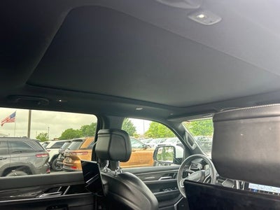 2022 Jeep Wagoneer Series III 4x4