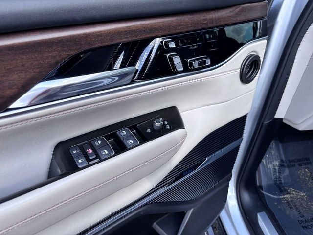 2022 Jeep Grand Wagoneer Series II 4x4