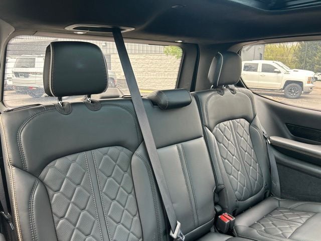 2022 Jeep Grand Wagoneer Series III