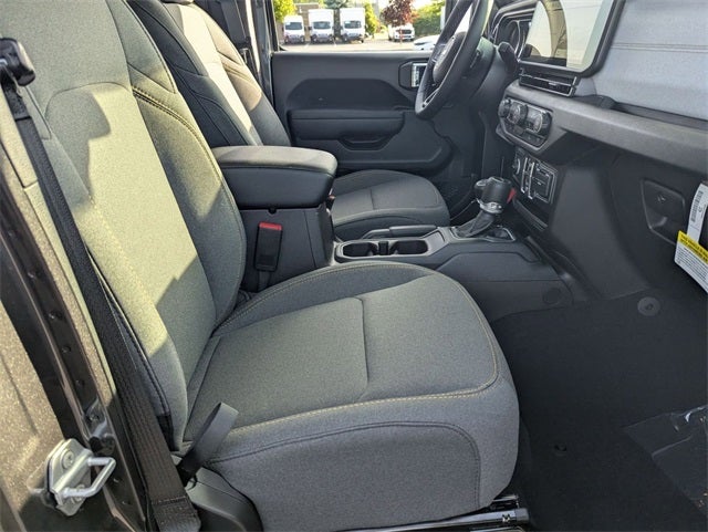 2025 Jeep Gladiator GLADIATOR SPORT S 4X4