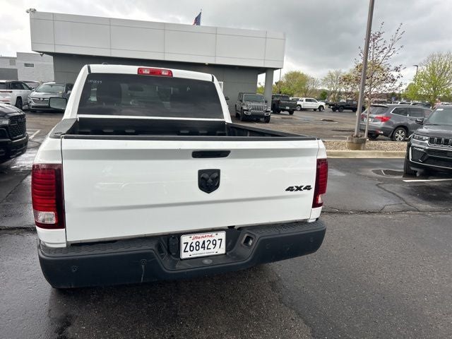 2024 RAM 1500 Classic Warlock Crew Cab 4x4 5'7' Box