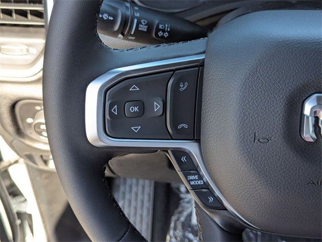 2025 RAM Ram 1500 RAM 1500 BIG HORN CREW CAB 4X4 5'7' BOX