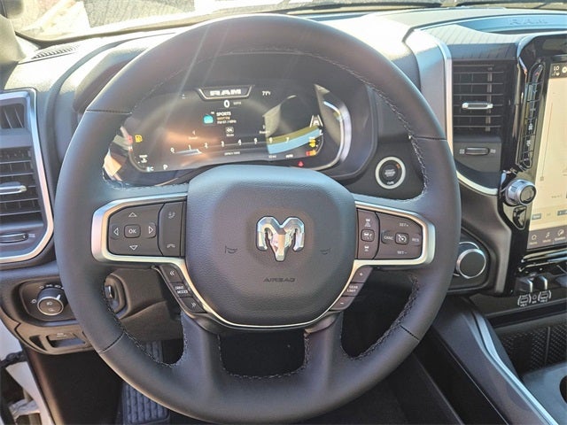 2025 RAM Ram 1500 RAM 1500 BIG HORN CREW CAB 4X4 5'7' BOX