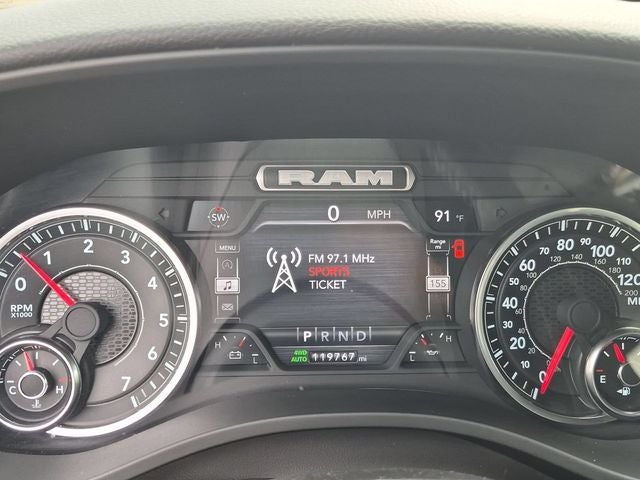 2023 RAM 1500 Big Horn Crew Cab 4x4 5'7' Box