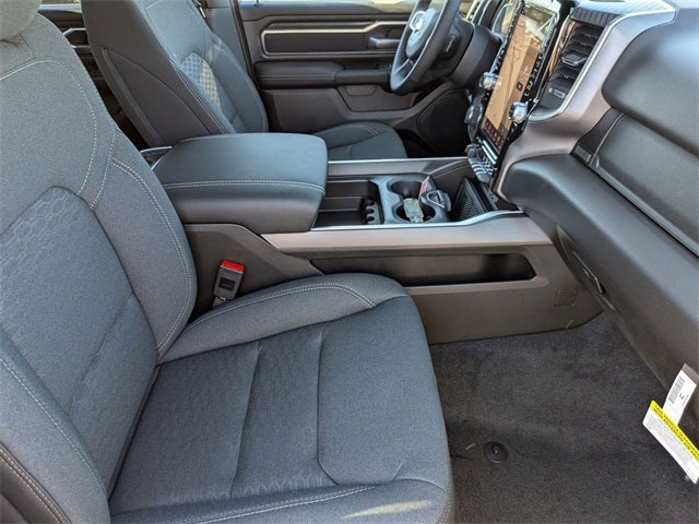 2025 RAM Ram 1500 RAM 1500 BIG HORN CREW CAB 4X4 5'7' BOX