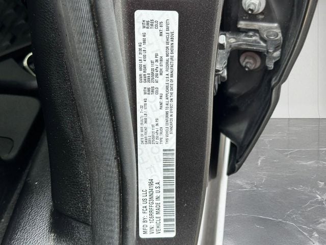 2022 RAM 1500 Big Horn Crew Cab 4x4 5'7' Box