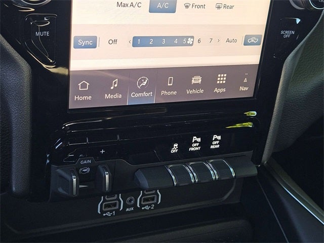 2025 RAM Ram 1500 RAM 1500 BIG HORN CREW CAB 4X4 5'7' BOX