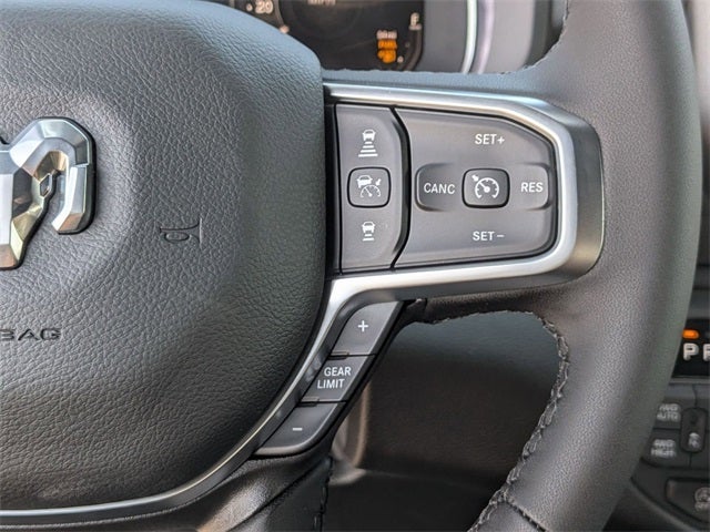 2025 RAM Ram 1500 RAM 1500 BIG HORN CREW CAB 4X4 5'7' BOX