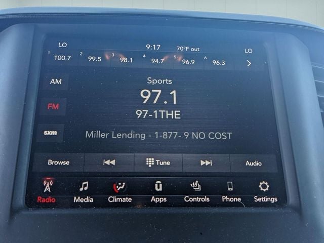 2020 RAM 1500 Big Horn Crew Cab 4x4 5'7' Box
