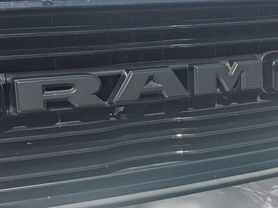 2020 RAM 1500 Big Horn Crew Cab 4x4 5'7' Box