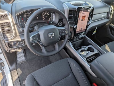 2025 RAM Ram 1500 RAM 1500 BIG HORN CREW CAB 4X4 5'7' BOX