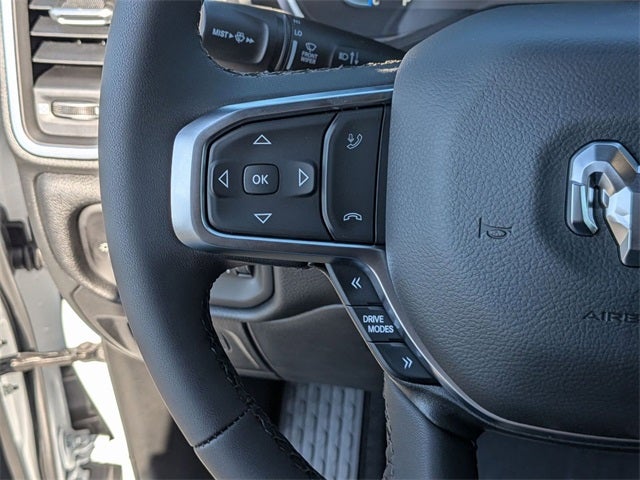 2025 RAM Ram 1500 RAM 1500 BIG HORN CREW CAB 4X4 5'7' BOX