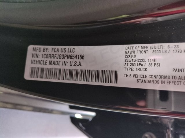 2023 RAM 1500 Laramie Crew Cab 4x4 5'7' Box