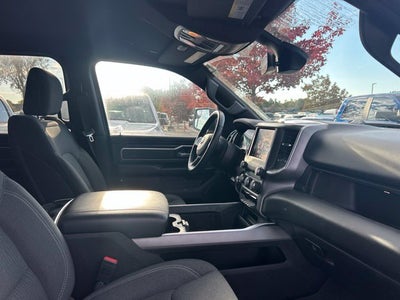 2022 RAM 1500 Big Horn Quad Cab 4x4 6'4' Box