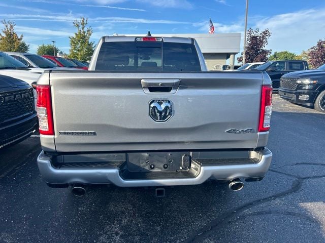 2020 RAM 1500 Big Horn Crew Cab 4x4 5'7' Box