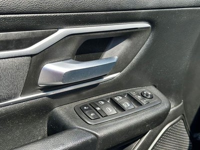 2020 RAM 1500 Big Horn Crew Cab 4x4 5'7' Box