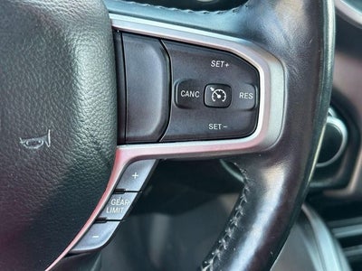 2020 RAM 1500 Big Horn Crew Cab 4x4 5'7' Box