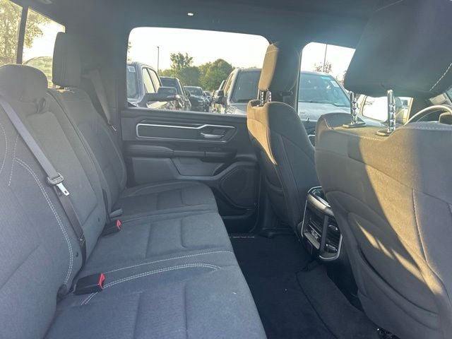 2022 RAM 1500 Big Horn Crew Cab 4x4 5'7' Box