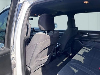2020 RAM 1500 Big Horn Crew Cab 4x4 5'7' Box