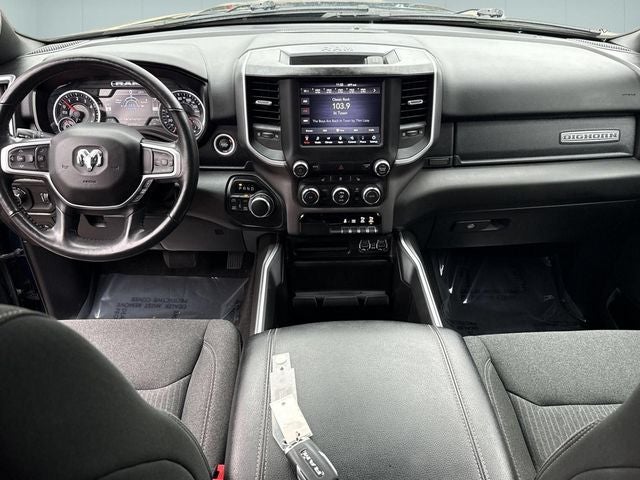 2020 RAM 1500 Big Horn Crew Cab 4x4 5'7' Box