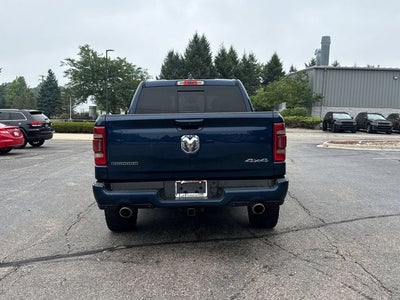 2020 RAM 1500 Big Horn Crew Cab 4x4 5'7' Box