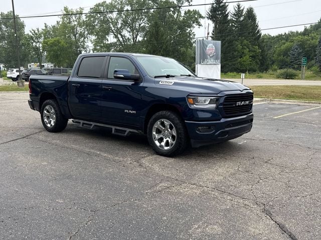 2020 RAM 1500 Big Horn Crew Cab 4x4 5'7' Box