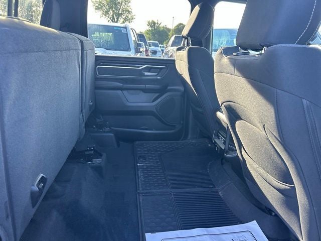2021 RAM 1500 Big Horn Crew Cab 4x4 5'7' Box