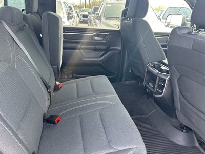 2021 RAM 1500 Big Horn Crew Cab 4x4 5'7' Box