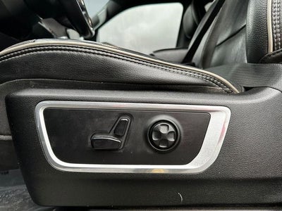 2021 RAM 1500 Laramie Crew Cab 4x4 5'7' Box