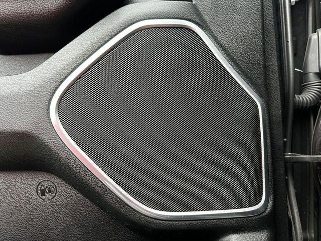 2021 RAM 1500 Laramie Crew Cab 4x4 5'7' Box