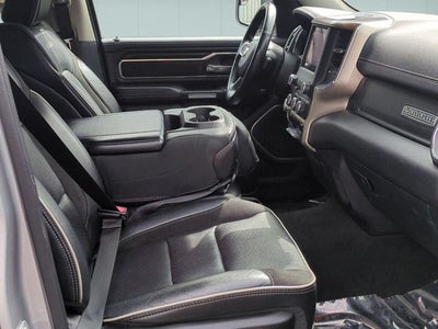 2022 RAM 1500 Laramie Crew Cab 4x4 5'7' Box